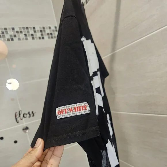 Off White Virgil Abloh 2013 Spray T Shirt L. Gently used & very clean!